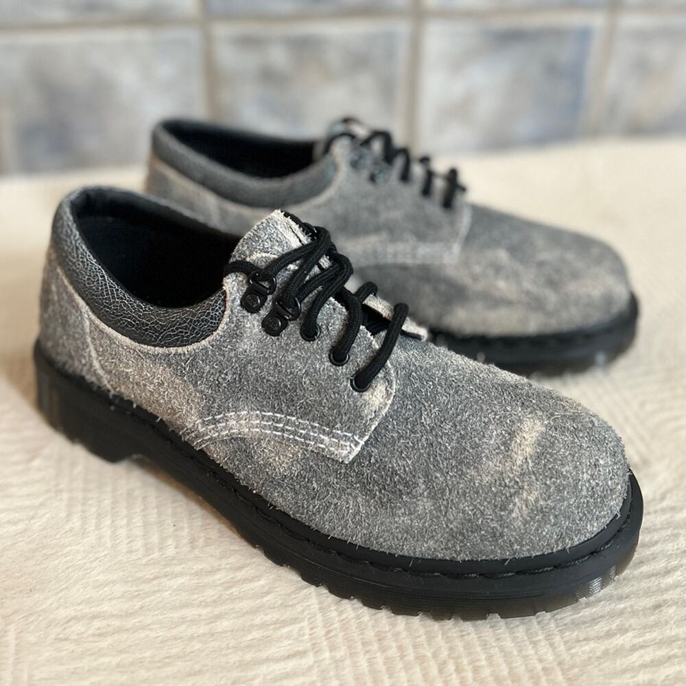 NEW Womens Size 8 Dr Martens 8053 Stonewashed Suede Low Top Casual Platform Shoe